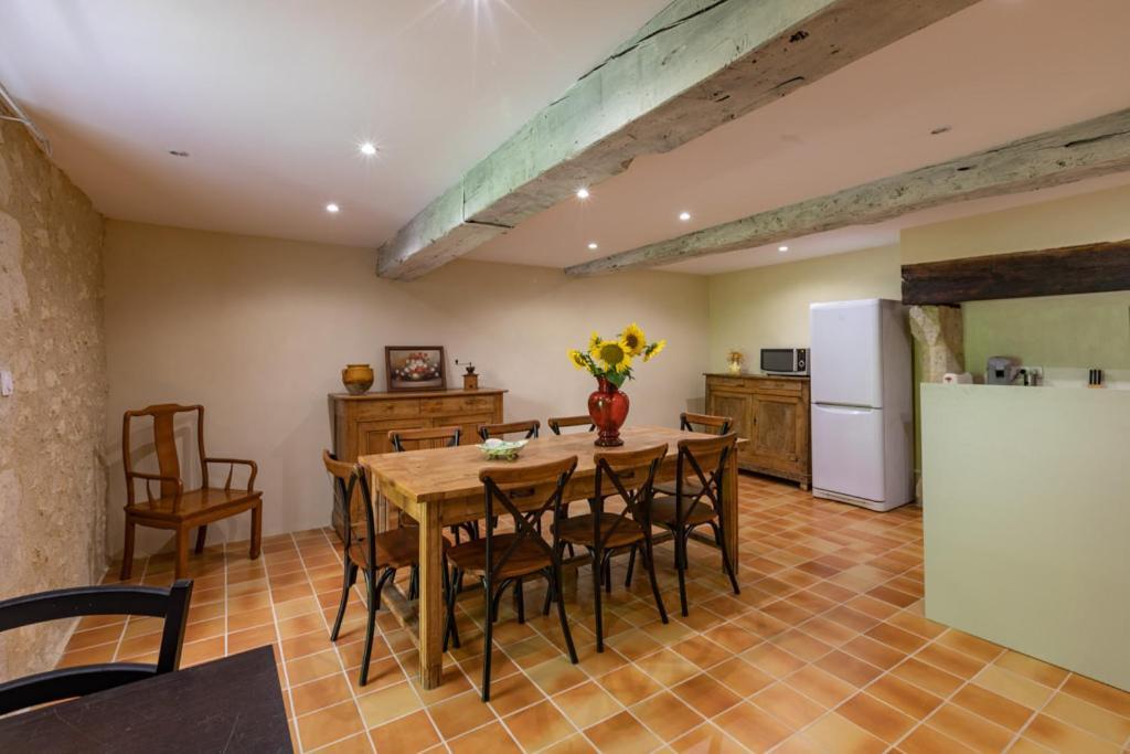 Bed and Breakfast Domaine De Laplan Cezan Exterior foto